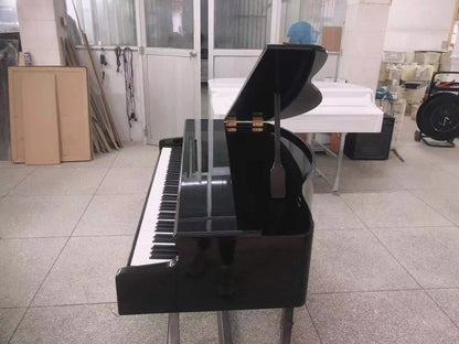 Piano à queue numérique